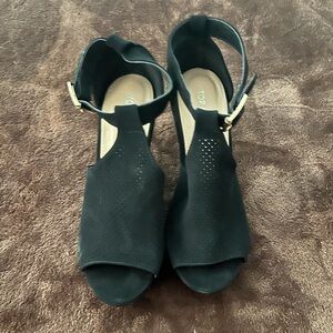 Top Moda Black Velvet Wedges